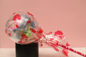 Kids Valentine Lollipop Gift - Image 2